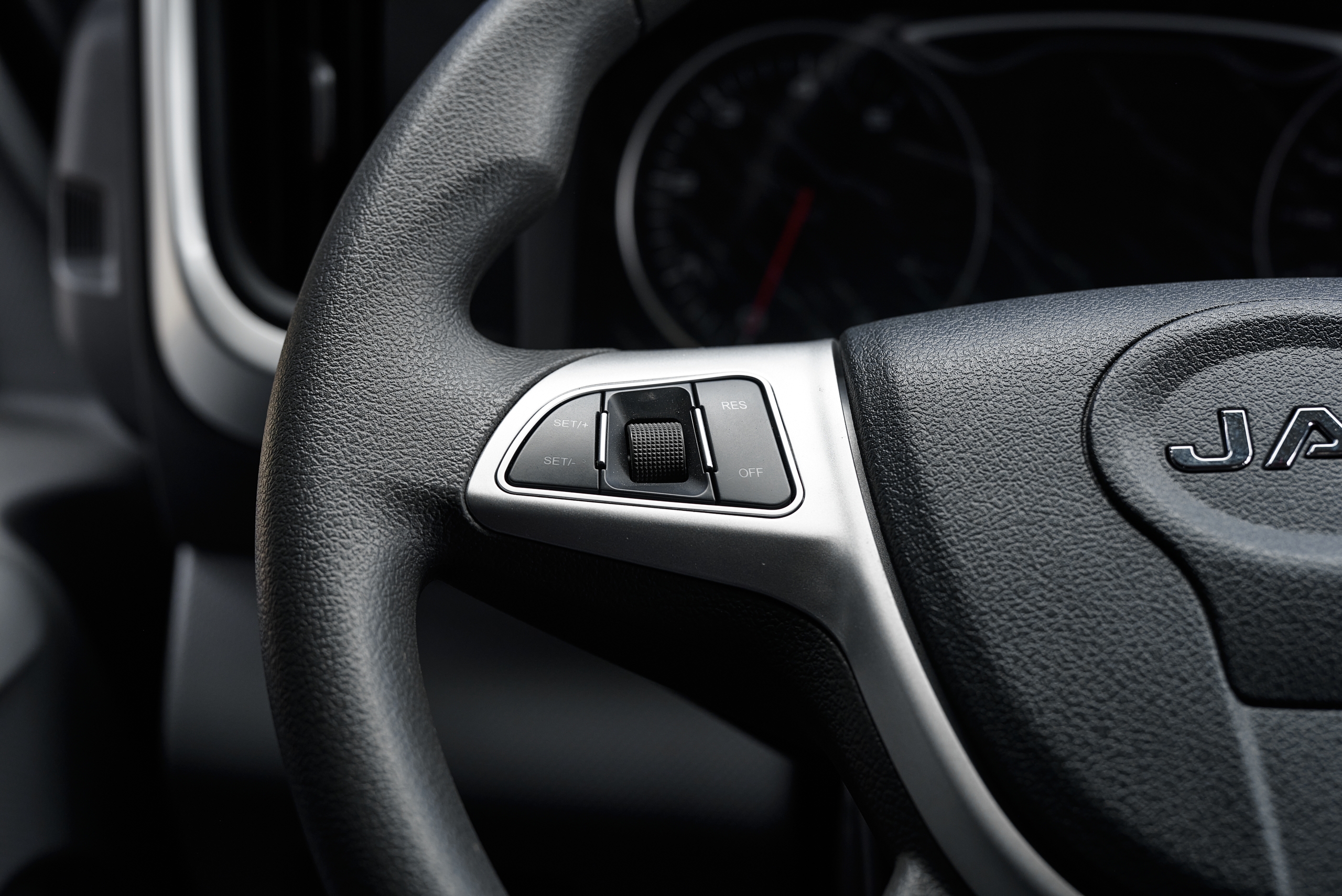 Hệ thống ga tự động (Cruise control)