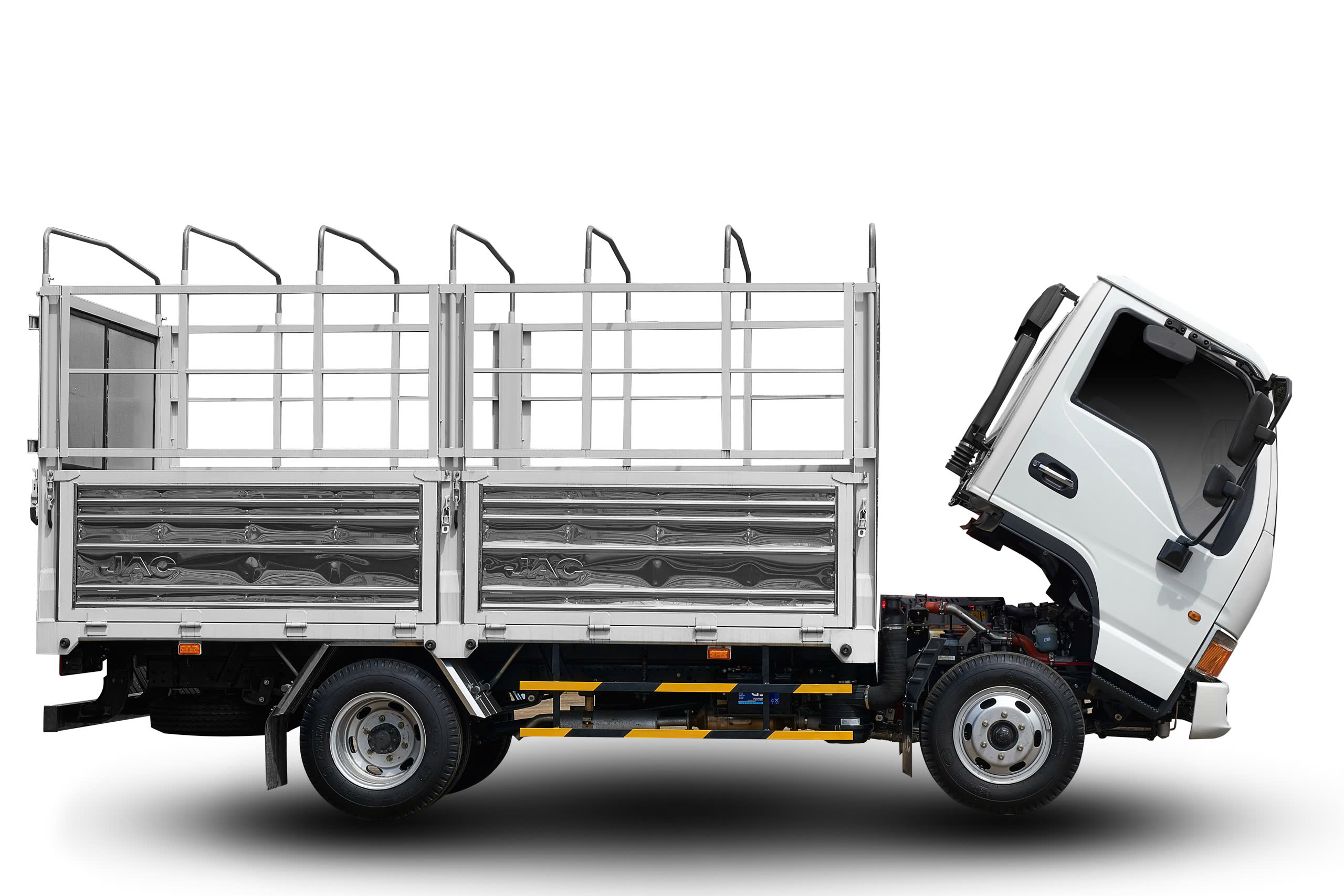 Chiều dài cơ sở tối ưu giúp xe lưu thông trong đường phố, đường hẹp dễ dàng